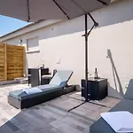 Relais Tiburtina Bed & Breakfast 3*