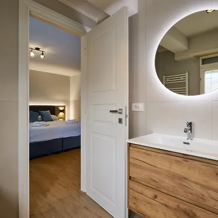 Relais Tiburtina Bed & Breakfast 3*