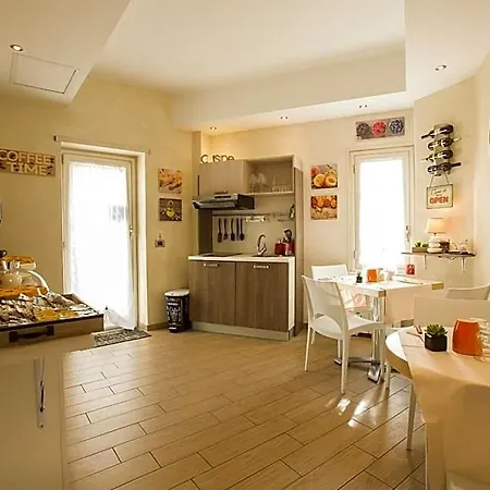 Relais Tiburtina Couette-café