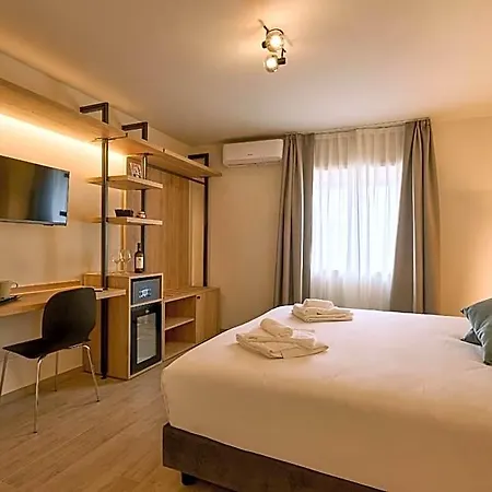 Couette-café Relais Tiburtina